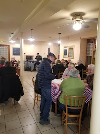 Atmosphère du Restaurant Au Pat ou Cri à Chavaniac-Lafayette - n°3