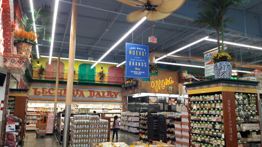 Supermarket «Vallarta Supermarkets», reviews and photos, 7900 Imperial Hwy, Downey, CA 90242, USA