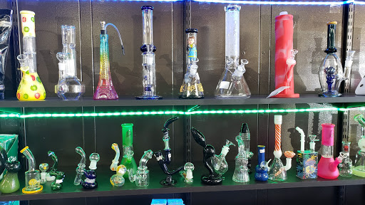 Tobacco Shop «Tobacco Cigar», reviews and photos, 1596 N Farnsworth Ave, Aurora, IL 60505, USA