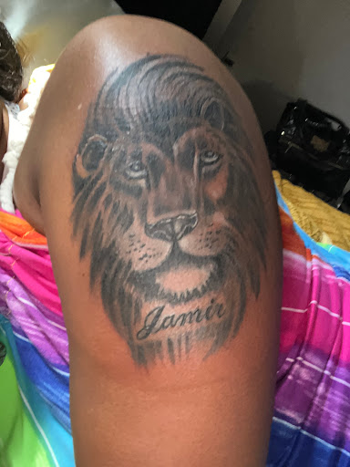 Tattoo Shop «Tattoo Tech», reviews and photos, 5350 N Springboro Pike, Moraine, OH 45439, USA