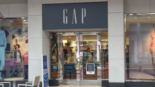 Clothing Store «Gap», reviews and photos, 7430 164th Ave NE, Redmond, WA 98052, USA