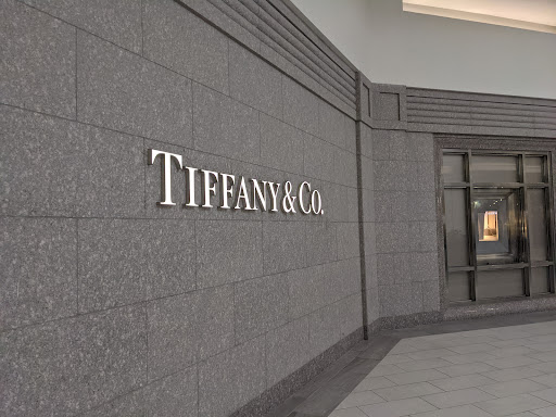 Jewelry Store «Tiffany & Co.», reviews and photos, 6000 Glades Rd, Boca Raton, FL 33431, USA