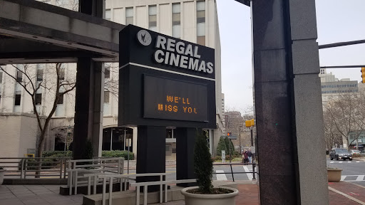 Movie Theater «Regal Cinemas Bethesda 10», reviews and photos, 7272 Wisconsin Ave, Bethesda, MD 20814, USA