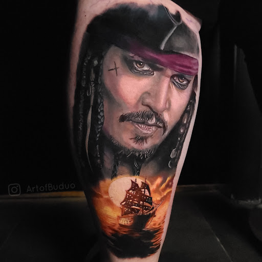 Explore cute bee tattoo ideas, creative tattoo ideas in Worcester, available at Studio 31 Tattoo Social Club