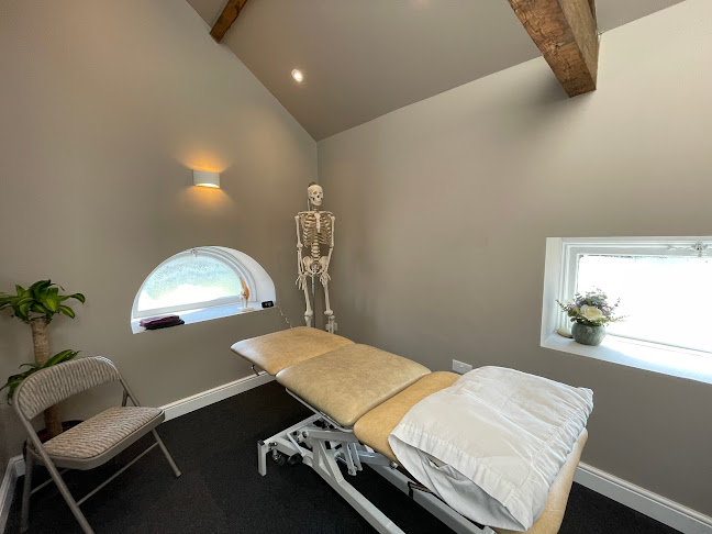 Leeds Physiotherapy and Pilates Practice - Physical therapist