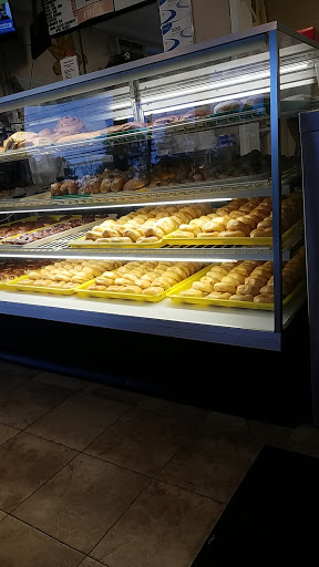 Donut Shop «Wilson Doughnut Shop», reviews and photos, 525 Tarboro Street Annex SW, Wilson, NC 27893, USA