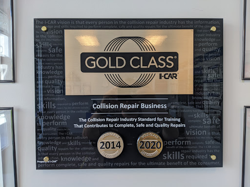 Auto Body Shop «Maaco Collision Repair & Auto Painting», reviews and photos, 1055 Horizon Dr d, Fairfield, CA 94533, USA