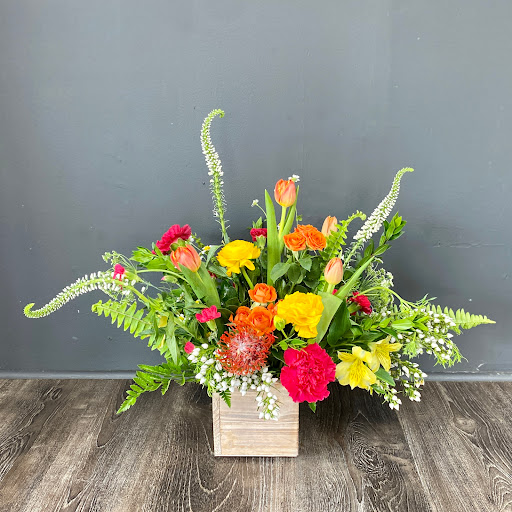 Florist «Kent Floral Co.», reviews and photos, 1109 S Water St, Kent, OH 44240, USA