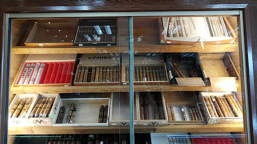 Tobacco Shop «Royal Tobacco», reviews and photos, 5625 Xerxes Ave N, Brooklyn Center, MN 55430, USA