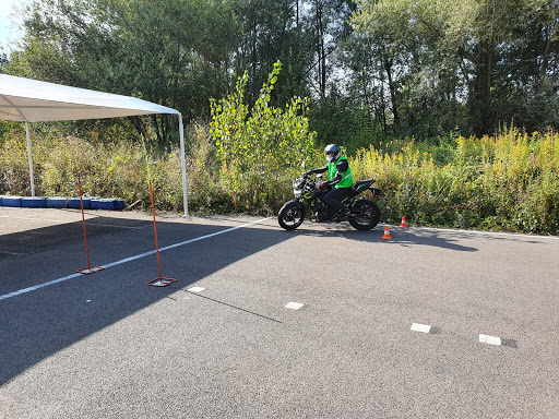 Moto Ecole Perspective Formation Afdm à Viuz-en-Sallaz, Haute-Savoie