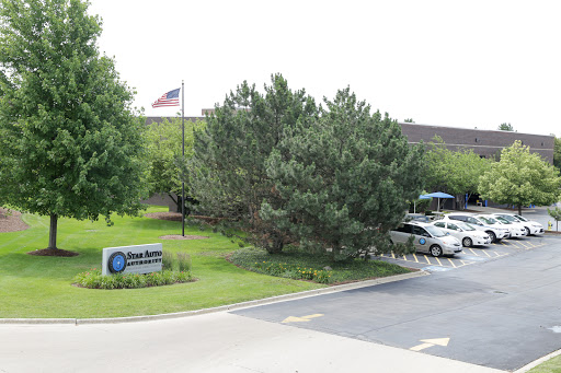 Auto Repair Shop «Star Auto Authority», reviews and photos, 600 Lakeview Pkwy, Vernon Hills, IL 60061, USA