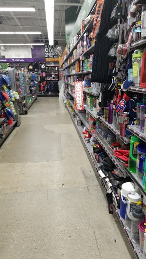 Variety Store «Five Below», reviews and photos, 1730 W Fullerton Ave #17, Chicago, IL 60614, USA