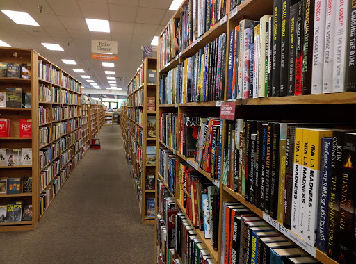 Book Store «Half Price Books», reviews and photos, 4322 E Cactus Rd, Phoenix, AZ 85032, USA
