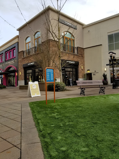 Cosmetics Store «MAC», reviews and photos, 7239 SW Bridgeport Rd, Portland, OR 97224, USA