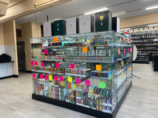 Tobacco Shop «2 Way Smoke Shop», reviews and photos, 7422 N 51st Ave, Glendale, AZ 85301, USA