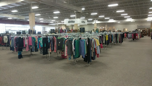 Thrift Store «Ditto Upscale Resale», reviews and photos, 571 E 8th St, Holland, MI 49423, USA