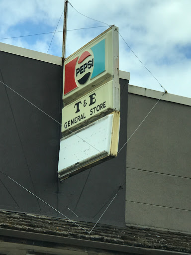 General Store «T & E General Store», reviews and photos, 110 S Maple St, Yamhill, OR 97148, USA