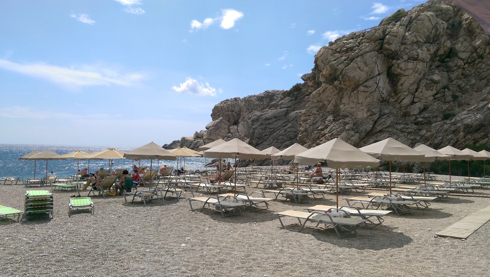 Photo of Souda beach and its beautiful scenery