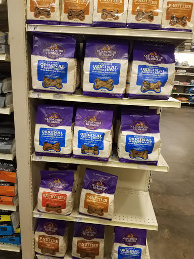 Pet Supply Store «PetSmart», reviews and photos, 200 S Village Center Dr, Southlake, TX 76092, USA