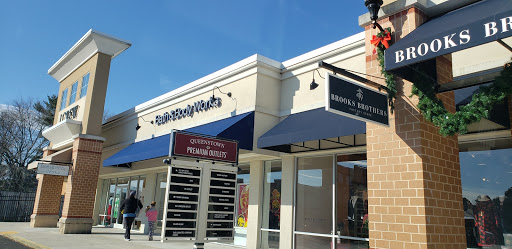 Shopping Mall «Queenstown Premium Outlets», reviews and photos, 441 Outlet Center Dr, Queenstown, MD 21658, USA