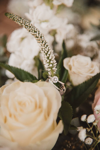 Florist «Chippewa Valley Floral», reviews and photos, 507 S Barstow St, Eau Claire, WI 54701, USA