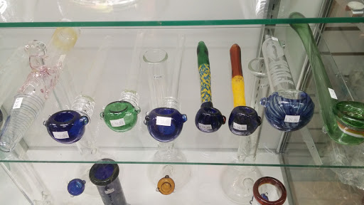 Tobacco Shop «Smoke & Cigar Inc», reviews and photos, 12443 116th Ave NE, Kirkland, WA 98034, USA