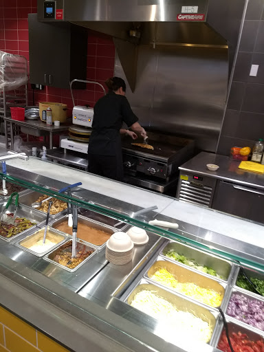 Grocery Store «Hy-Vee», reviews and photos, 6150 Egan Dr, Savage, MN 55378, USA