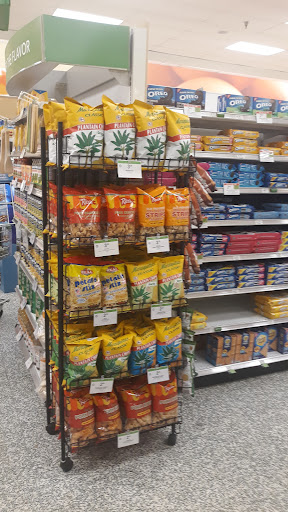 Supermarket «Publix Super Market at Tri City Plaza», reviews and photos, 5000 E Bay Dr, Clearwater, FL 33764, USA