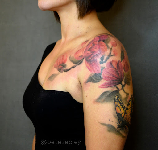 Explore negative space tattoo ideas, creative tattoo ideas in Philadelphia, available at Central Tattoo Studio