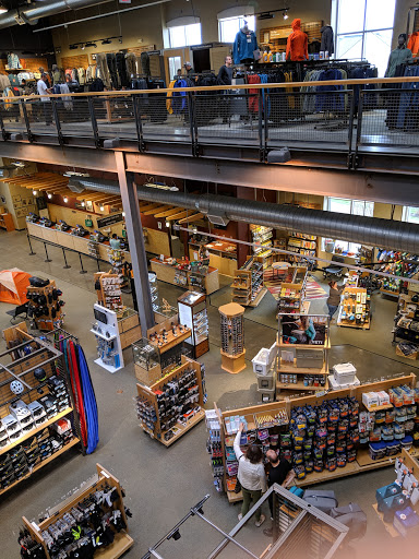 Camping Store «REI», reviews and photos, 22 Chapel View Blvd, Cranston, RI 02920, USA