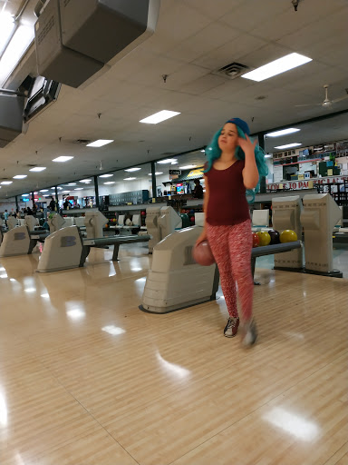 Bowling Alley «Pacific Lanes Bowling Center», reviews and photos, 7015 S D St, Tacoma, WA 98408, USA
