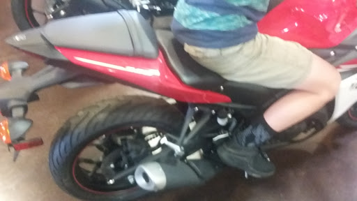 Yamaha Motorcycle Dealer «Springfield Yamaha», reviews and photos, 5183 E Kearney St, Springfield, MO 65803, USA
