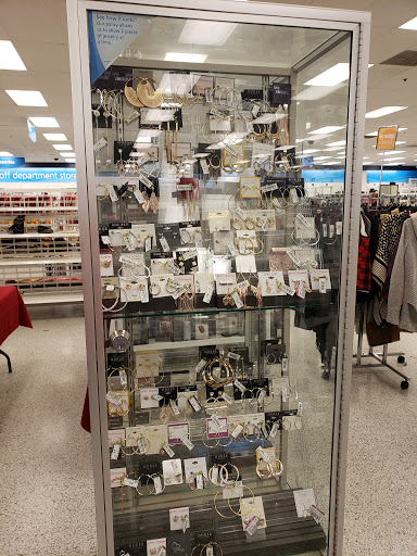 Clothing Store «Ross Dress for Less», reviews and photos, 2327 Street Rd, Bensalem, PA 19020, USA