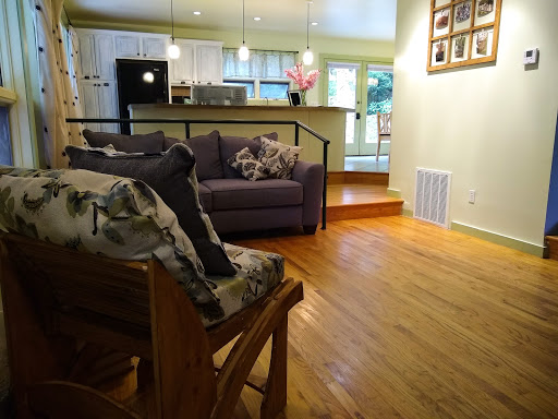 Bed & Breakfast «Red Leaf River Inn», reviews and photos, 146 Chestnut Walk Dr, Waynesville, NC 28786, USA