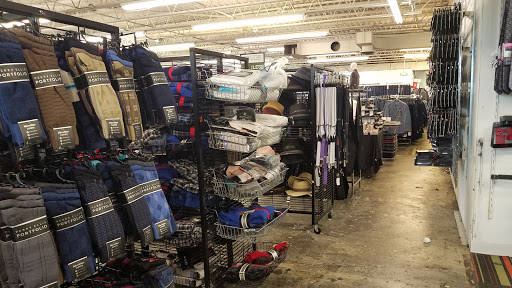 Clothing Store «K&G Fashion Superstore», reviews and photos, 5832 Columbia Pike, Falls Church, VA 22041, USA