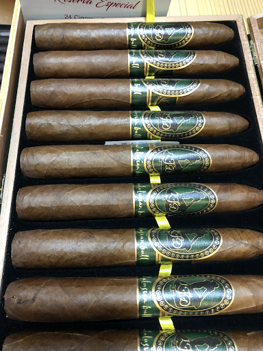 Cigar Shop «Cigar Bundles of Miami Cigar Lounge», reviews and photos, 405 SE 1st Ave, Florida City, FL 33034, USA