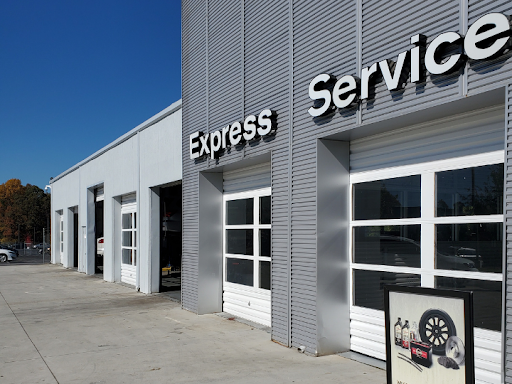 Used Car Dealer «Carriage Nissan», reviews and photos, 2400 Browns Bridge Rd, Gainesville, GA 30504, USA