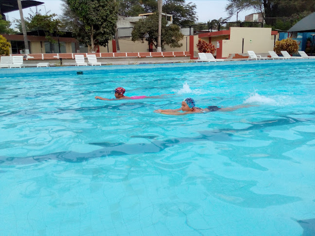 Club Grau, Av. Los Cocos 120, Piura 20001