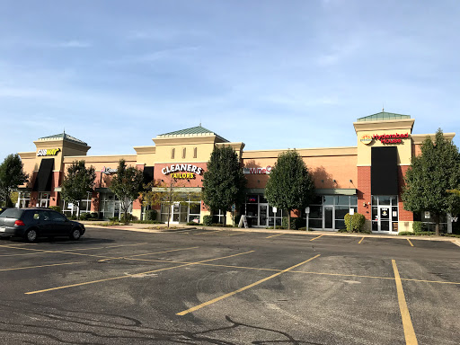 Wine Store «The Wine Cellar Outlet», reviews and photos, 1422 E Algonquin Rd, Schaumburg, IL 60173, USA