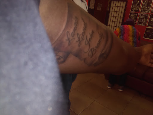 Tattoo Shop «The Plug Tattoo & Piercing, Inc.», reviews and photos, 12592 San Pablo Ave, Richmond, CA 94805, USA