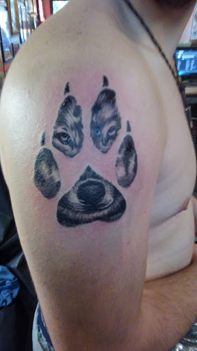 Explore women's collar bone tattoo ideas, creative tattoo ideas in Phoenixville, available at Grace Tattoo