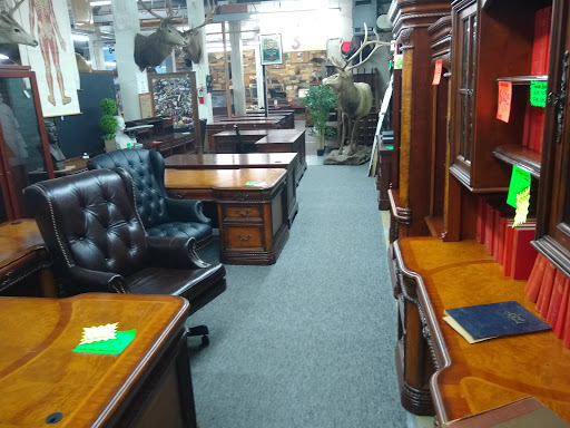 Used Office Furniture Store «City Liquidators: Used Office Furniture», reviews and photos, 830 SE 3rd Ave, Portland, OR 97214, USA