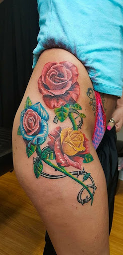 Explore mother daughter son tattoo ideas, creative tattoo ideas in Tulia, available at Mister Placasos Tattoo Shop
