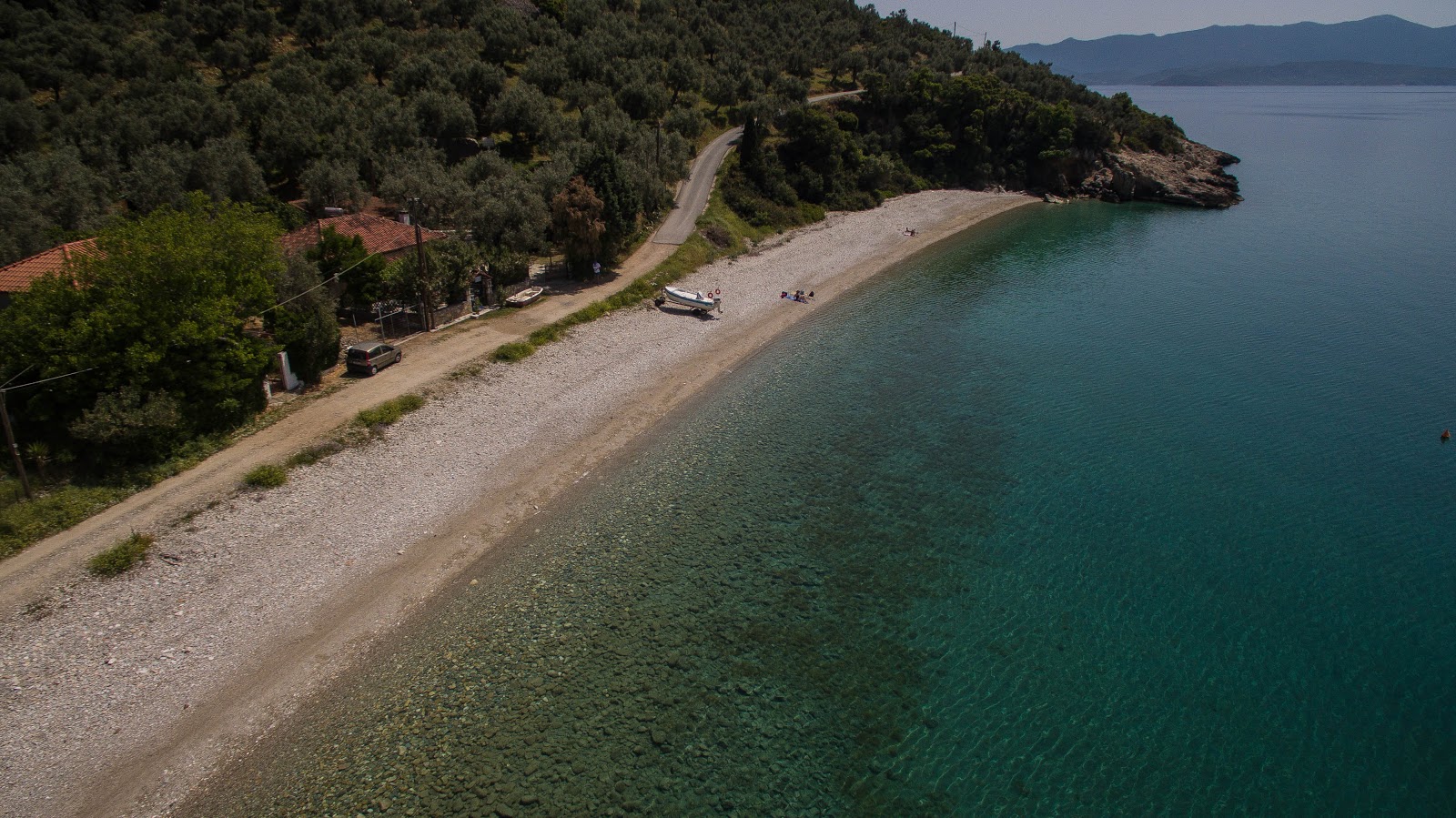 Foto af Paou beach beliggende i naturområde