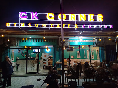 Chiara Keanu Corner Medan - Jl. Putri Merak Jingga, Kesawan, Kec. Medan Bar., Kota Medan, Sumatera Utara, Indonesia