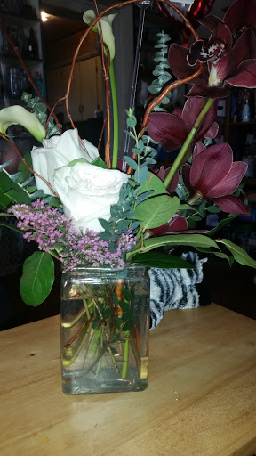 Florist «Floral Designs of Mount Joy», reviews and photos, 102 E Main St, Mount Joy, PA 17552, USA