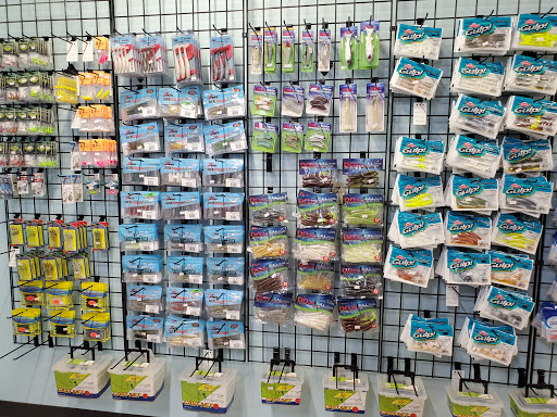 Bait Shop «Angler 360 Bait Tackle and Apparel Co. Belleair Causeway», reviews and photos, 3900 W Bay Dr, Belleair Bluffs, FL 33770, USA