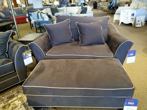 Furniture Store «Art Van Furniture - Grand Rapids», reviews and photos, 4375 28th St SE, Grand Rapids, MI 49512, USA