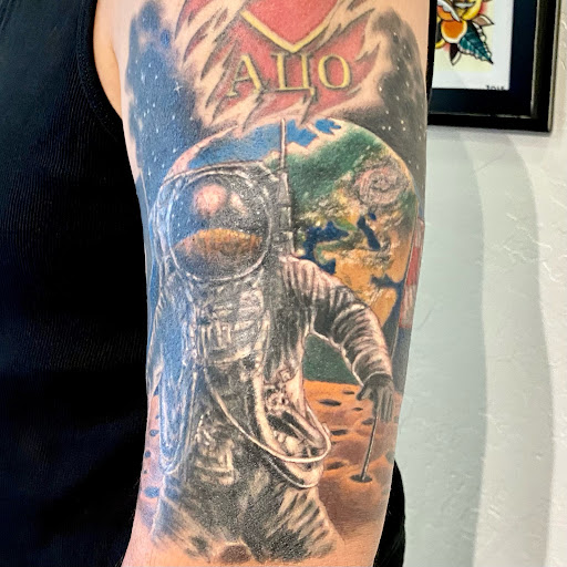 Tattoo Shop «Forever True Tattoo», reviews and photos, 19401 N Cave Creek Rd #32b, Phoenix, AZ 85024, USA