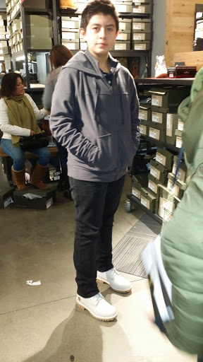 Shoe Store «Timberland Factory Store», reviews and photos, 1 Outlet Blvd #488, Wrentham, MA 02093, USA